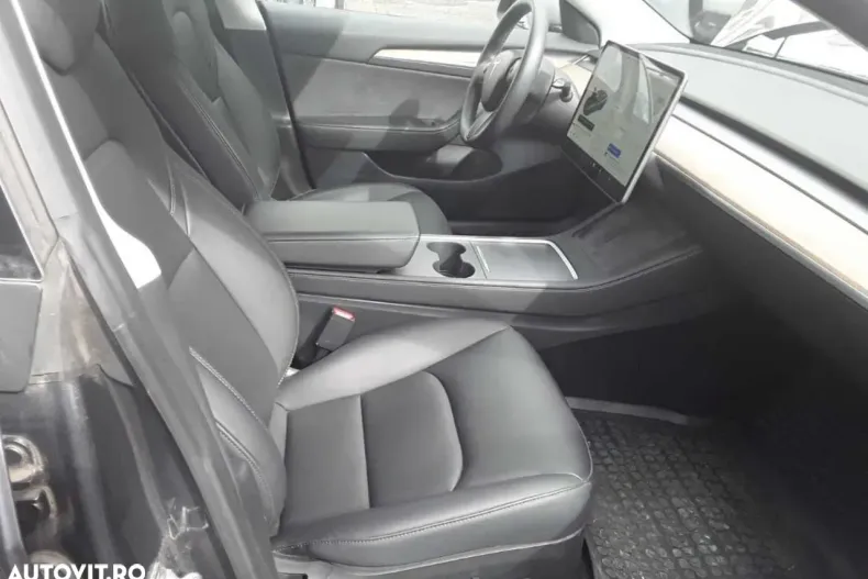 Tesla Model 3 din 2021 cu 58.752 km - oferta TES138381 - foto 8