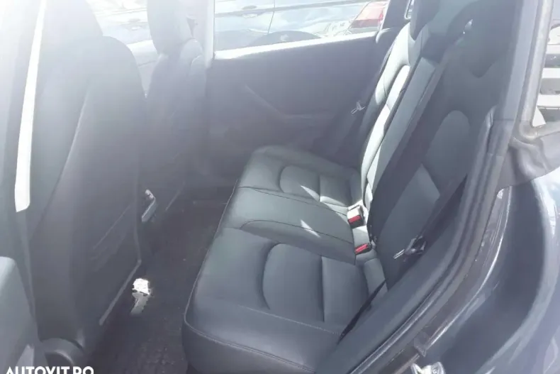 Tesla Model 3 din 2021 cu 58.752 km - oferta TES138381 - foto 9