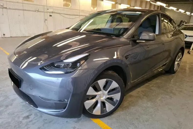 Tesla Model Y din 2022 cu 68.504 km - oferta TES138384 - foto 1