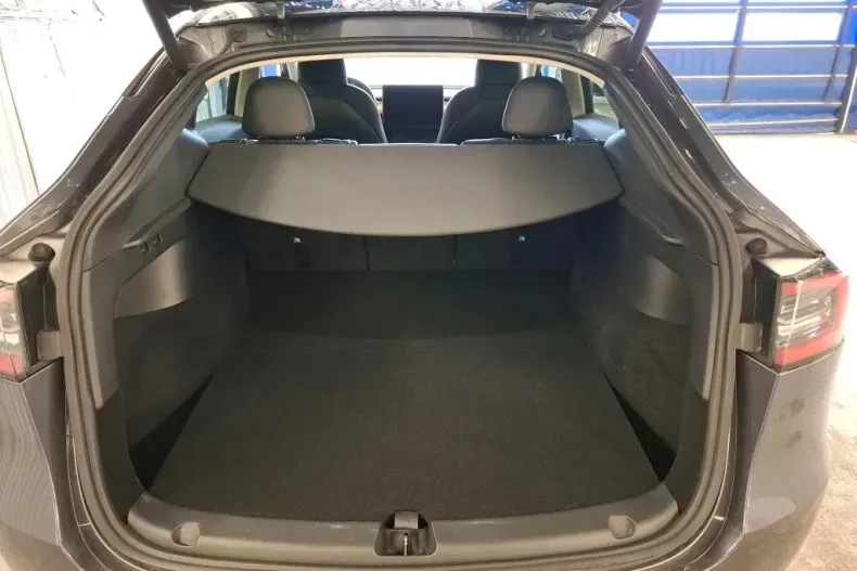 Tesla Model Y din 2022 cu 68.504 km - oferta TES138384 - foto 8