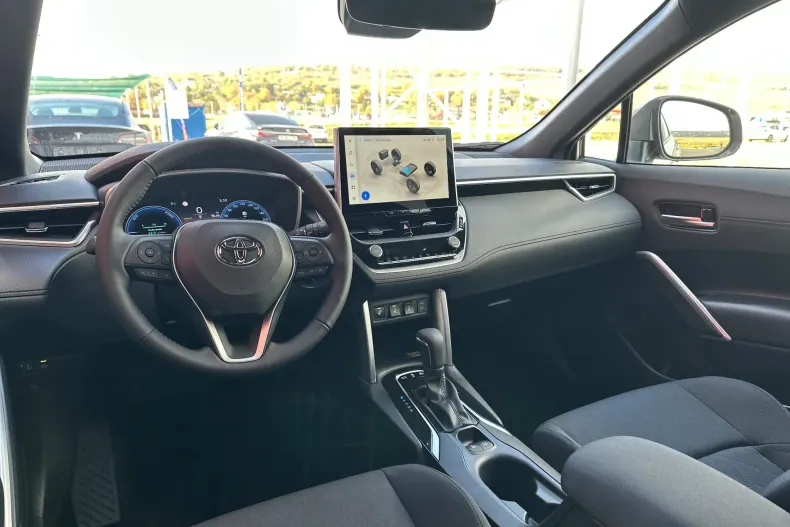 Toyota Corolla Cross din 2025 cu 5 km - oferta TOY138385 - foto 16