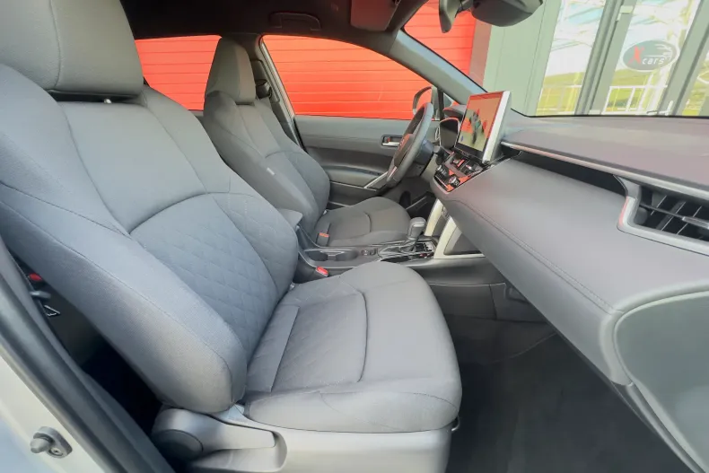 Toyota Corolla Cross din 2025 cu 5 km - oferta TOY138385 - foto 28