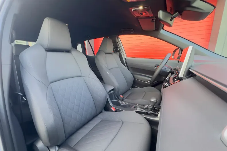 Toyota Corolla Cross din 2025 cu 5 km - oferta TOY138385 - foto 29