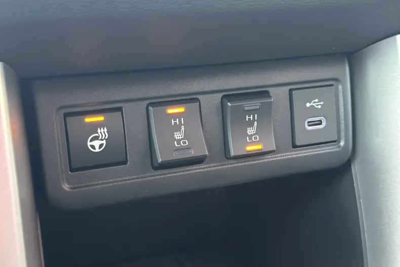 Toyota Corolla Cross din 2025 cu 5 km - oferta TOY138385 - foto 33