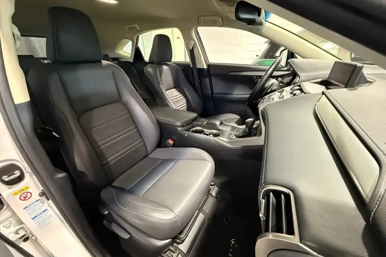 Lexus Seria NX din 2019 cu 104.800 km - oferta LEX138388 - foto 13