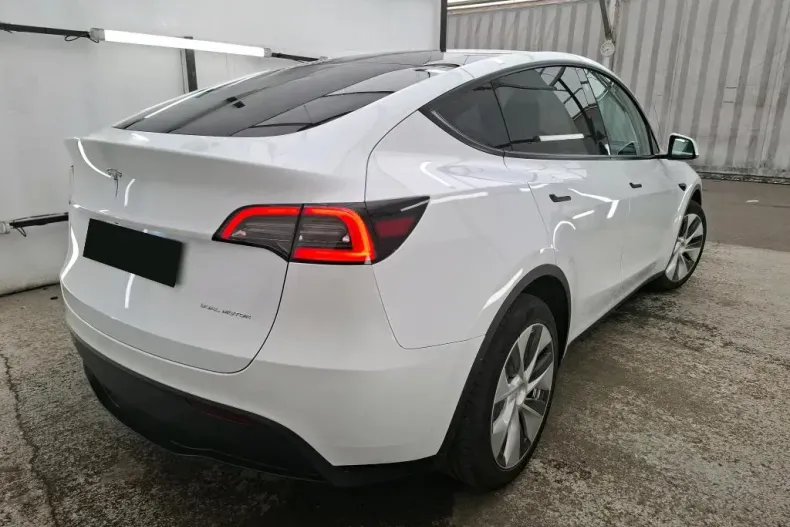 Tesla Model Y din 2022 cu 65.095 km - oferta TES138389 - foto 5