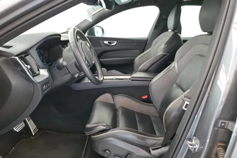 Volvo XC60 din 2021 cu 103.488 km - oferta VOL138391 - foto 6