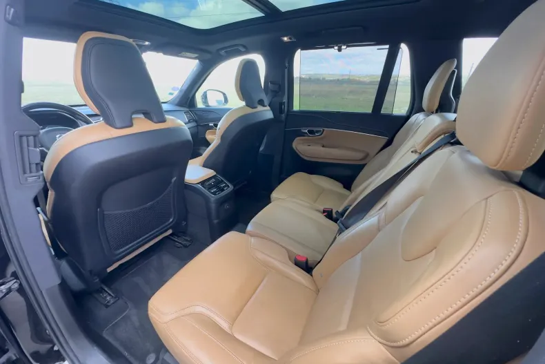 Volvo XC90 din 2022 cu 108.804 km - oferta VOL138398 - foto 17