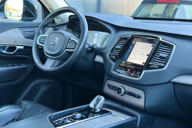 Volvo XC90 din 2021 cu 131.319 km - oferta VOL138401 - foto 2