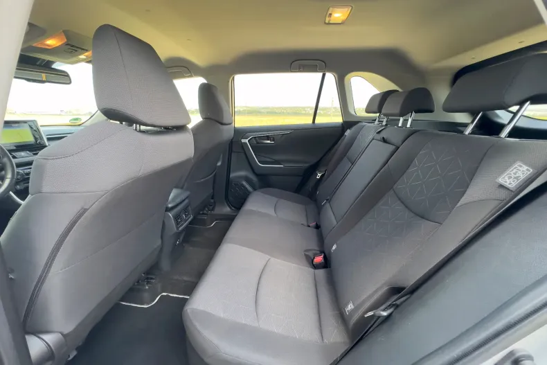 Toyota RAV4 din 2021 cu 79.448 km - oferta TOY138406 - foto 15