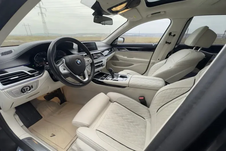 BMW Seria 7 din 2021 cu 107.100 km - oferta BMW138412 - foto 19