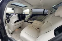 BMW Seria 7 din 2021 cu 107.100 km - oferta BMW138412 - foto 29