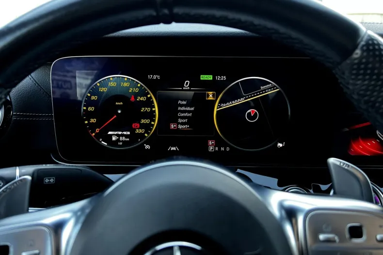 Mercedes-Benz AMG din 2019 cu 98.306 km - oferta MER138419 - foto 37