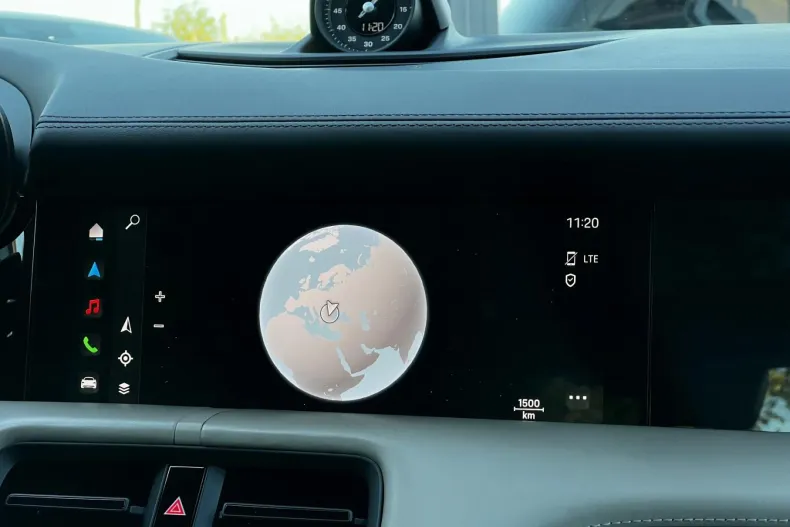 Porsche Taycan din 2021 cu 152.903 km - oferta POR138424 - foto 11