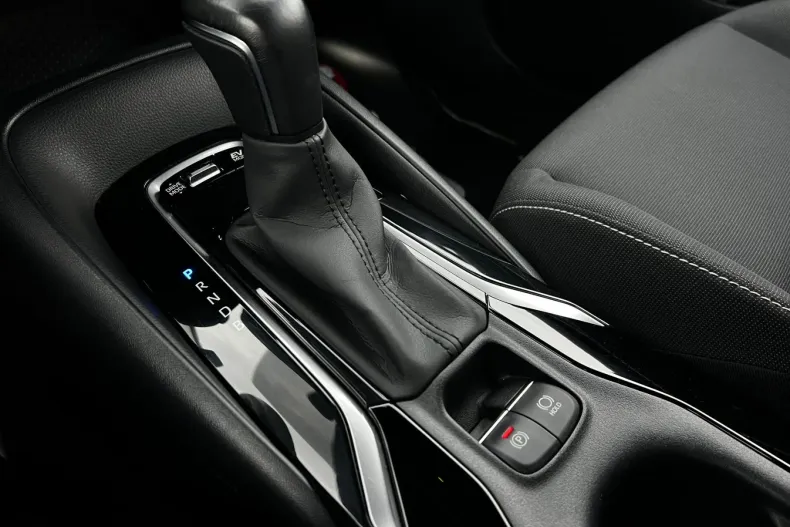 Toyota Corolla din 2019 cu 82.696 km - oferta TOY138426 - foto 12