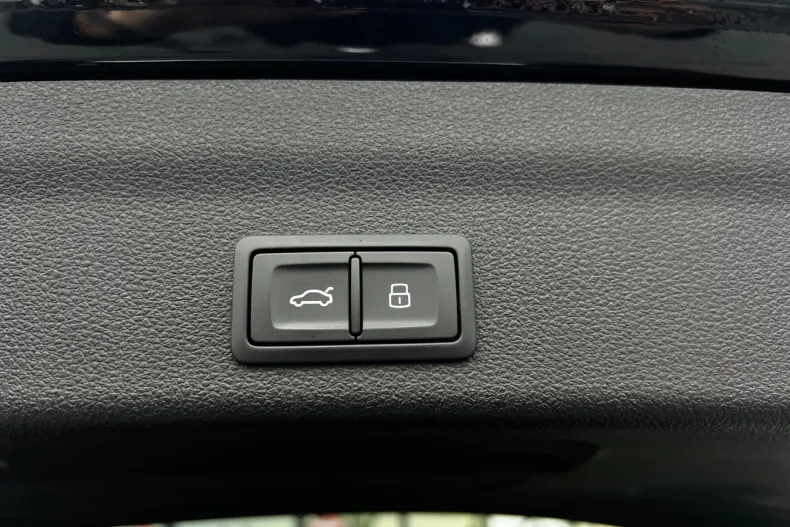 Audi RS6 din 2024 cu 24.672 km - oferta AUD138428 - foto 39