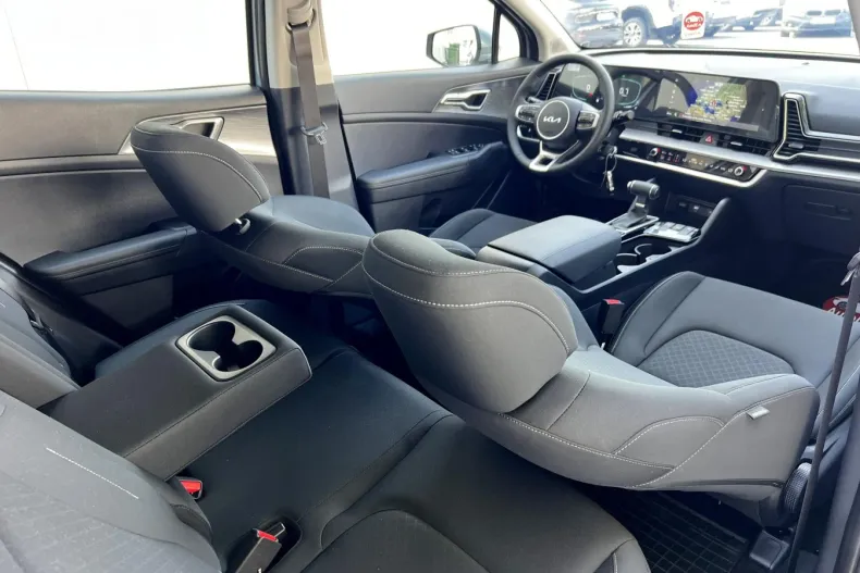 Kia Sportage din 2025 cu 16 km - oferta KIA138434 - foto 12
