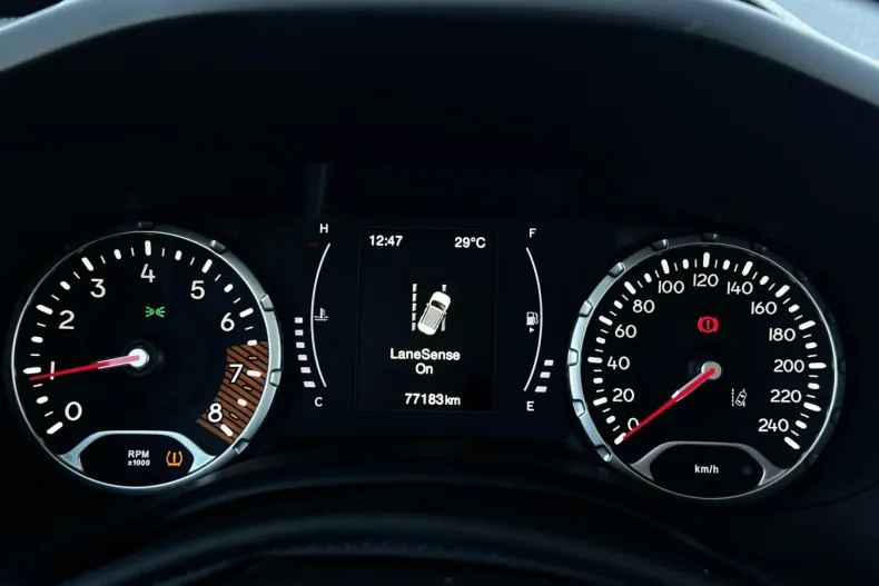 Jeep Renegade din 2019 cu 77.183 km - oferta JEE138444 - foto 13