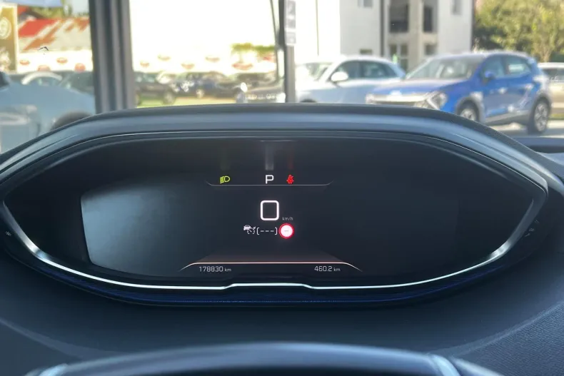 Peugeot 3008 din 2022 cu 178.830 km - oferta PEU138445 - foto 27