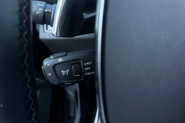 Peugeot 3008 din 2022 cu 178.830 km - oferta PEU138445 - foto 29