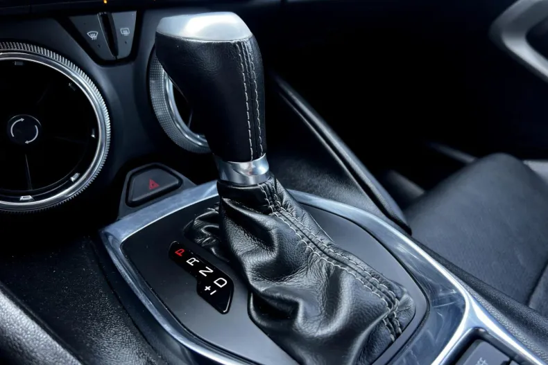 Chevrolet Camaro din 2020 cu 76.118 km - oferta CHE138447 - foto 13