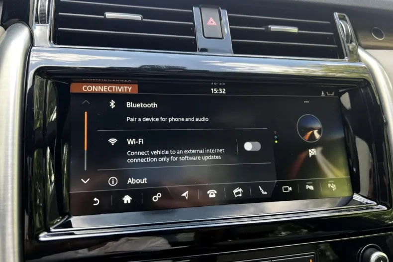 Land Rover Discovery din 2019 cu 172.821 km - oferta LAN138449 - foto 35