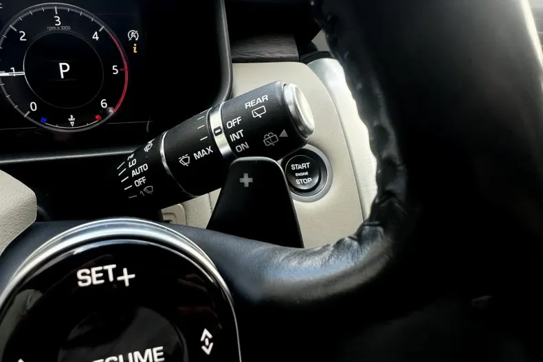 Land Rover Discovery din 2019 cu 172.821 km - oferta LAN138449 - foto 37