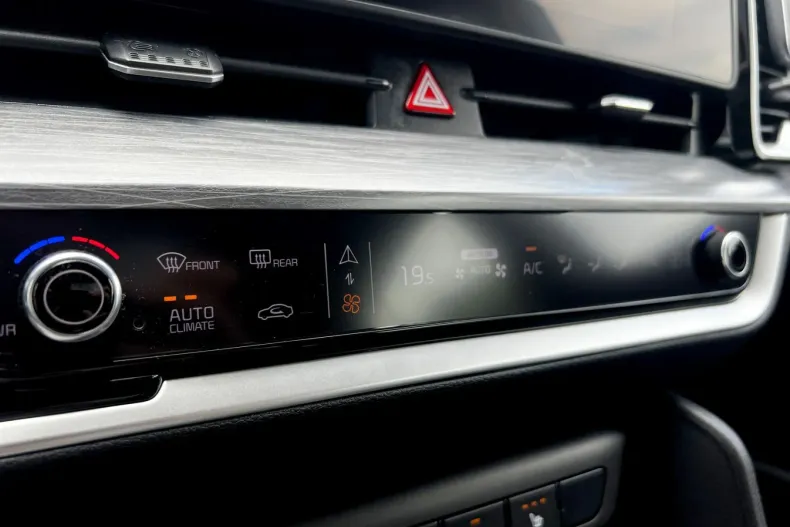 Kia Sportage din 2022 cu 76.496 km - oferta KIA138452 - foto 21