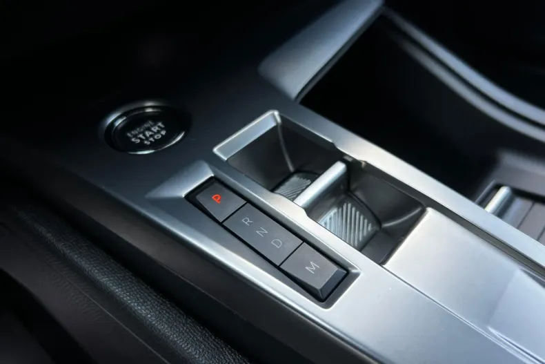 Peugeot 308 din 2022 cu 71.533 km - oferta PEU138454 - foto 13