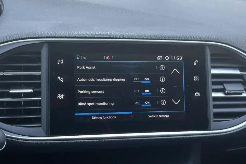 Peugeot 308 din 2021 cu 162.560 km - oferta PEU138458 - foto 14