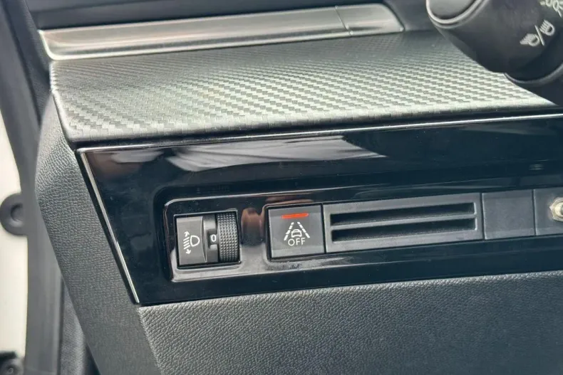 Peugeot 508 din 2019 cu 144.638 km - oferta PEU138471 - foto 18