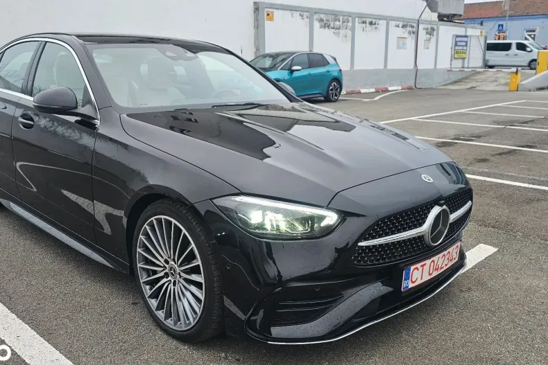 Mercedes-Benz C din 2024 cu 12.300 km - oferta MER138478 - foto 1