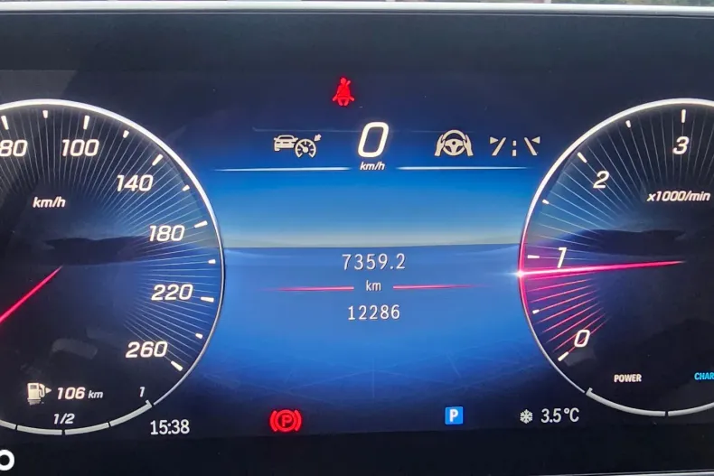 Mercedes-Benz C din 2024 cu 12.300 km - oferta MER138478 - foto 20