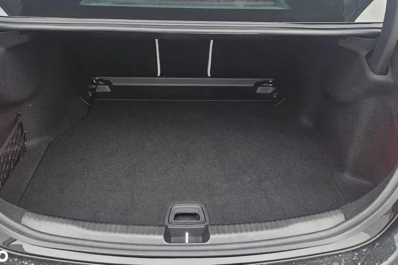 Mercedes-Benz C din 2024 cu 12.300 km - oferta MER138478 - foto 25