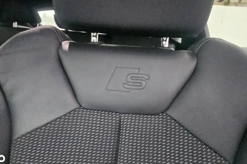 Audi Q3 din 2021 cu 64.000 km - oferta AUD138479 - foto 21