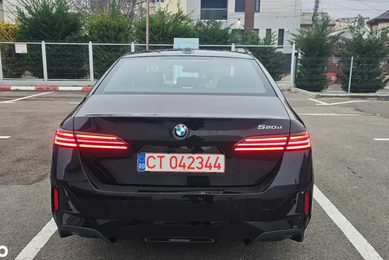 BMW Seria 5 din 2024 cu 17.900 km - oferta BMW138481 - foto 5