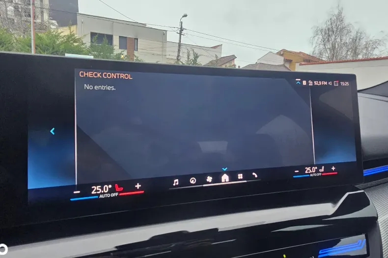 BMW Seria 5 din 2024 cu 17.900 km - oferta BMW138481 - foto 24