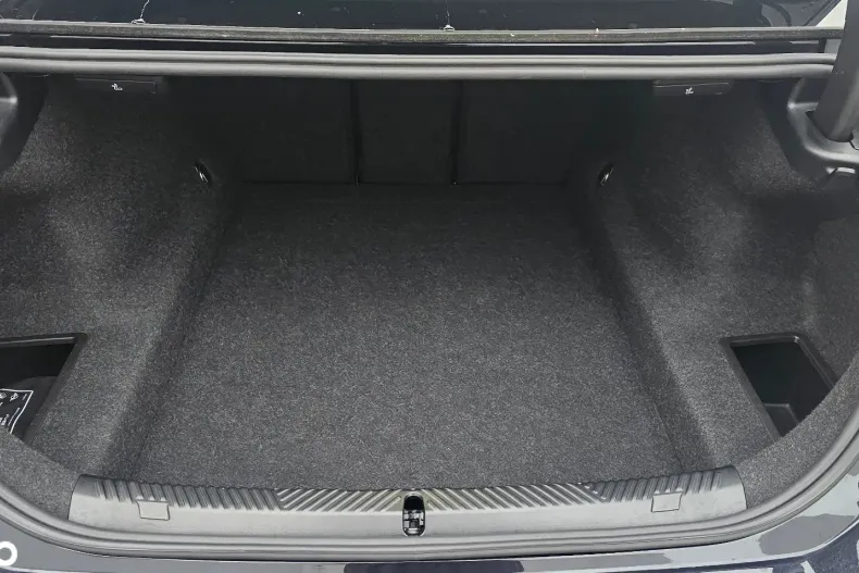 BMW Seria 5 din 2024 cu 17.900 km - oferta BMW138481 - foto 33