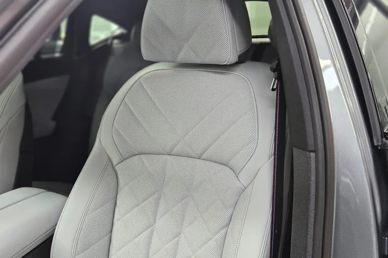 BMW X6 din 2024 cu 5.500 km - oferta BMW138487 - foto 2