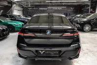 BMW Seria 7 din 2024 cu 17.887 km - oferta BMW138496 - foto 8