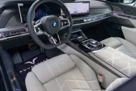 BMW Seria 7 din 2024 cu 17.887 km - oferta BMW138496 - foto 12