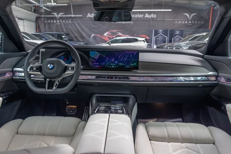 BMW Seria 7 din 2024 cu 17.887 km - oferta BMW138496 - foto 18