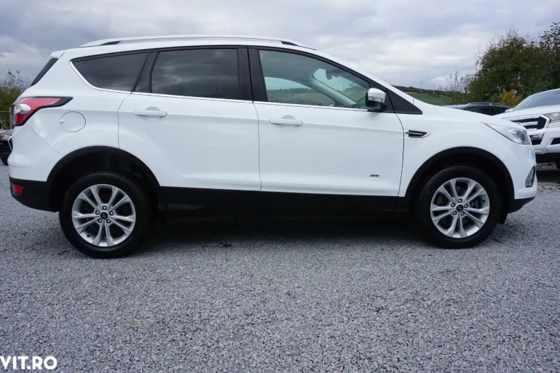 Ford Kuga din 2019 cu 70.850 km - oferta FOR138511 - foto 3