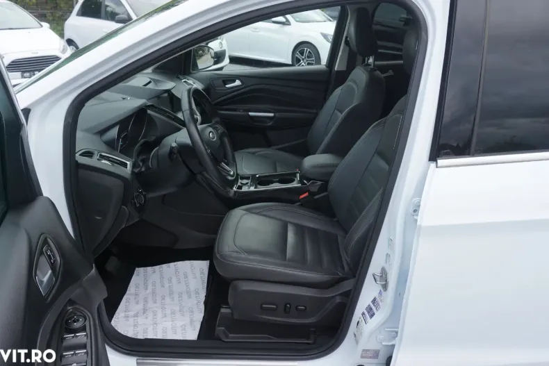 Ford Kuga din 2019 cu 70.850 km - oferta FOR138511 - foto 6