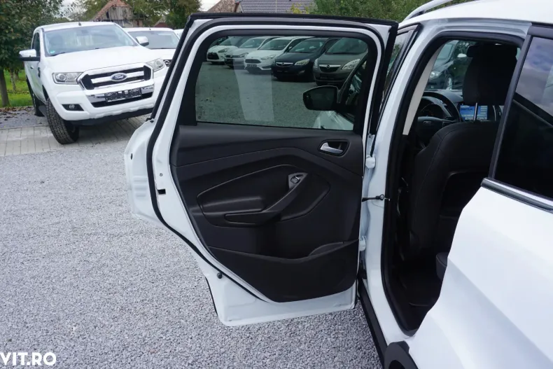 Ford Kuga din 2019 cu 70.850 km - oferta FOR138511 - foto 7