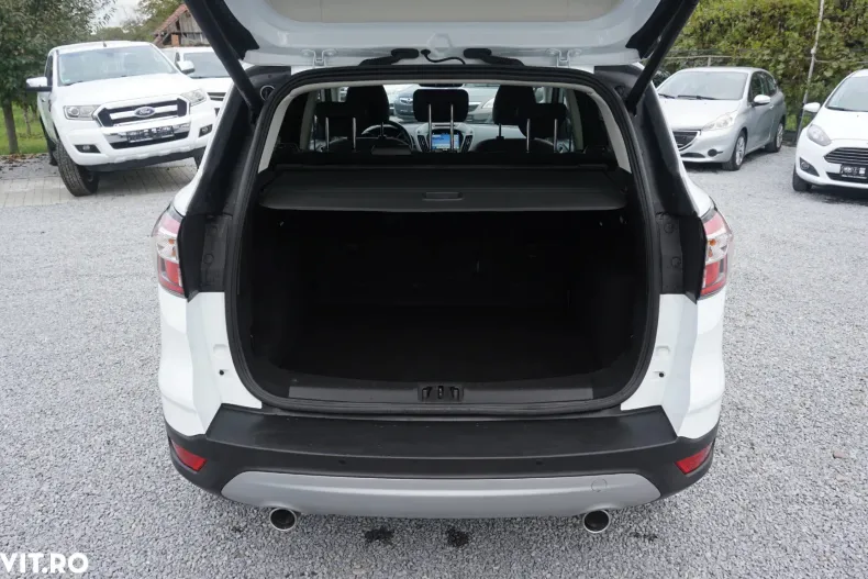 Ford Kuga din 2019 cu 70.850 km - oferta FOR138511 - foto 13