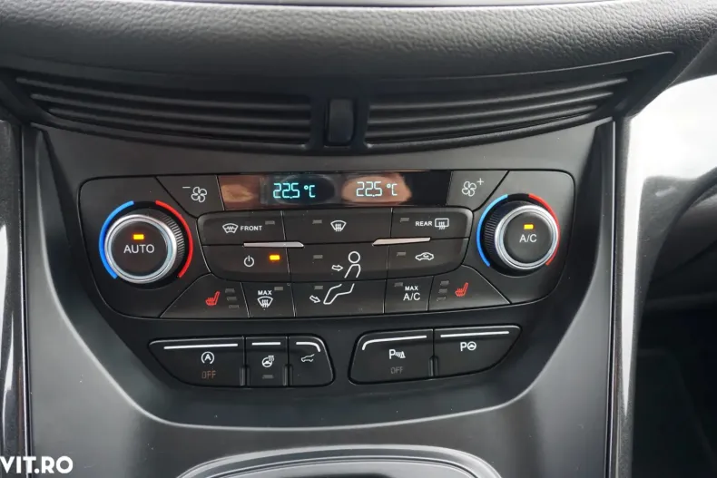 Ford Kuga din 2019 cu 70.850 km - oferta FOR138511 - foto 30