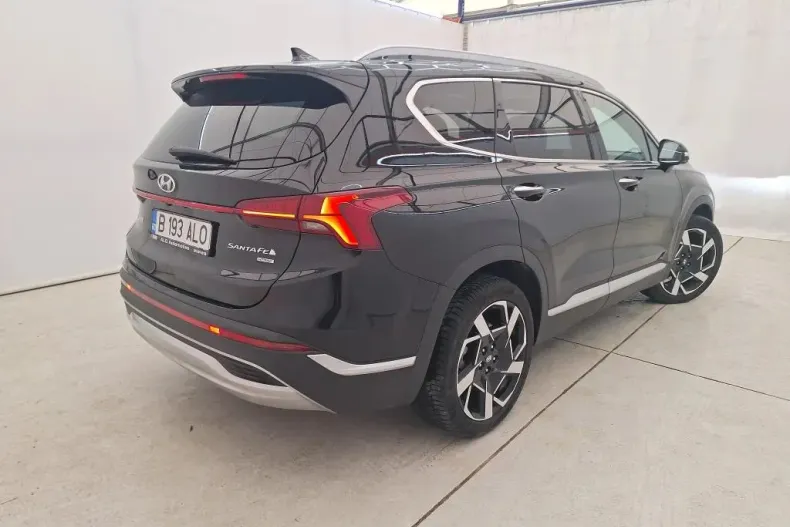 Hyundai SANTA FE din 2021 cu 23.401 km - oferta HYU138515 - foto 2