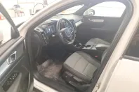 Volvo XC40 din 2021 cu 102.436 km - oferta VOL138523 - foto 6