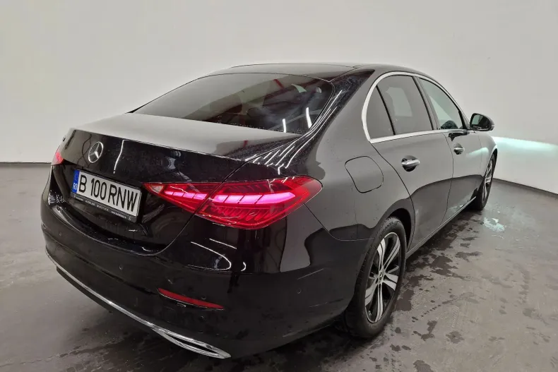 Mercedes-Benz C din 2022 cu 17.864 km - oferta MER138532 - foto 3